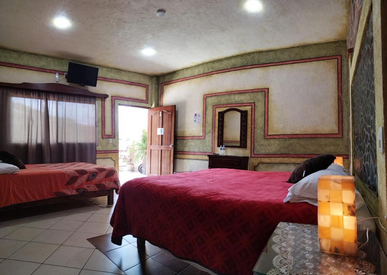 Hotel Casa Del Arbol Bernal Eksteriør bilde